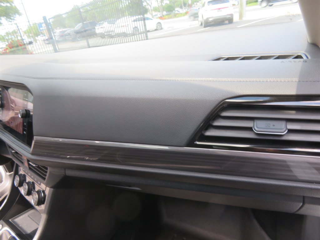 2024 Volkswagen Jetta SEL - Photo 32