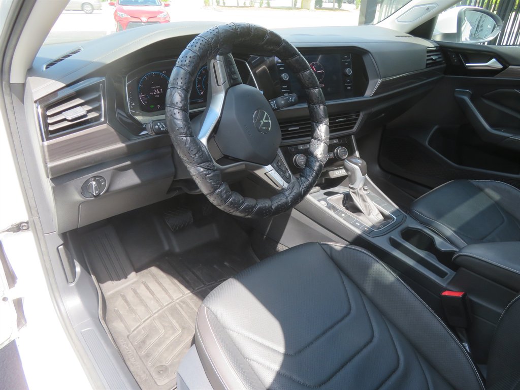 2024 Volkswagen Jetta SEL - Photo 16