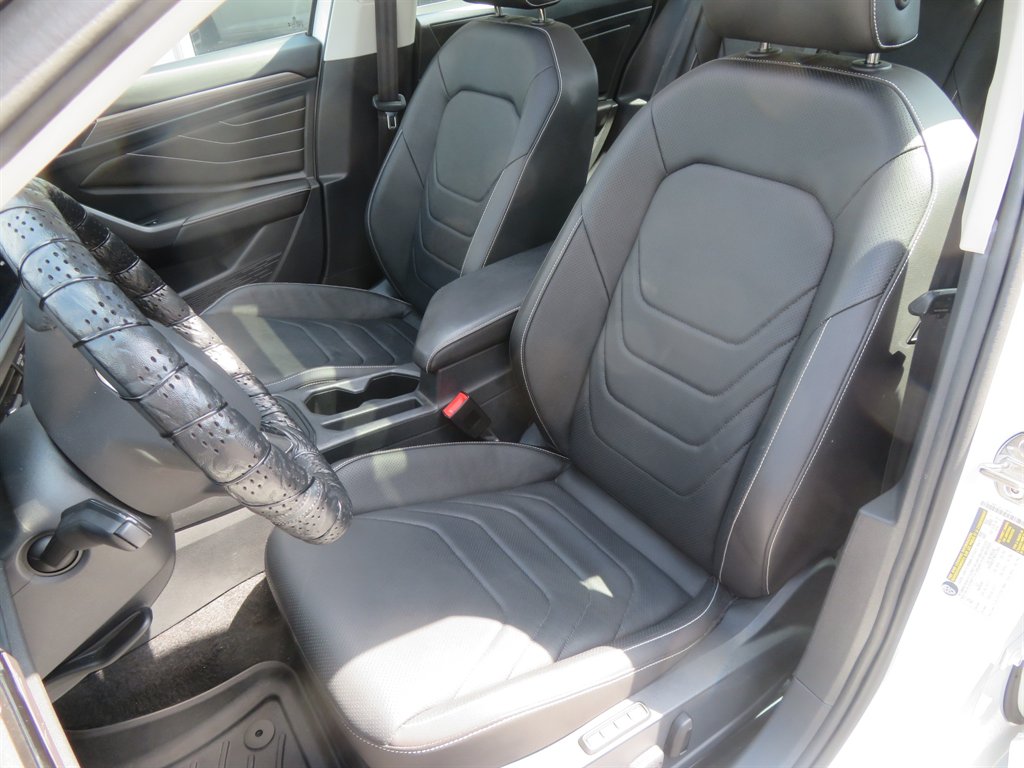 2024 Volkswagen Jetta SEL - Photo 17