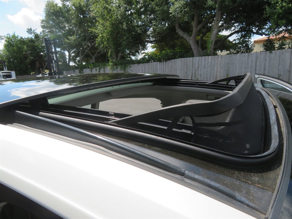 2024 Volkswagen Jetta SEL - Photo 36