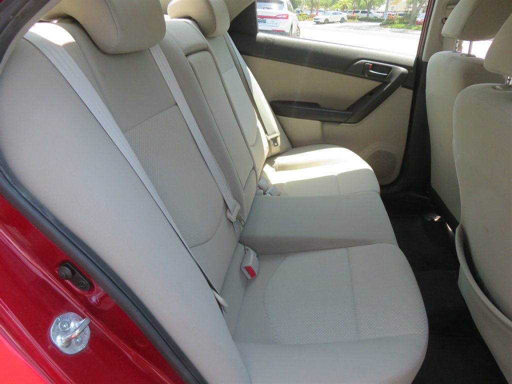 2011 Kia Forte EX - Photo 17