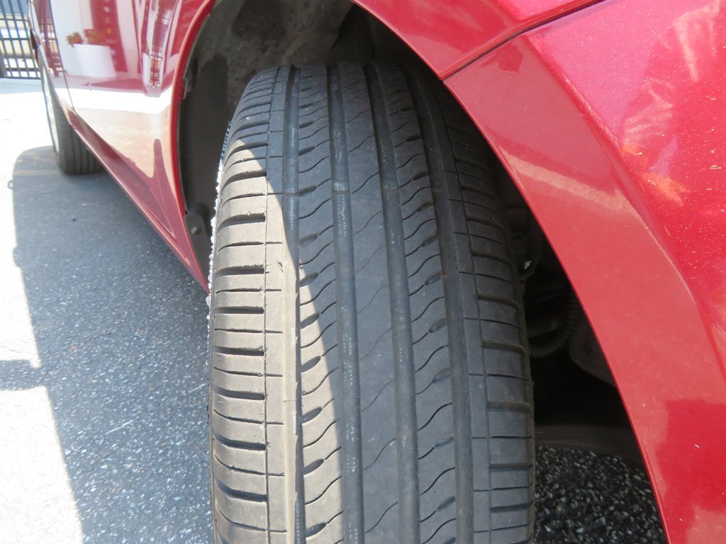 2011 Kia Forte EX - Photo 24