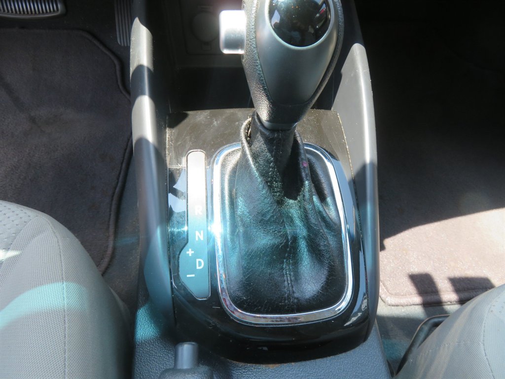 2011 Kia Forte EX - Photo 12